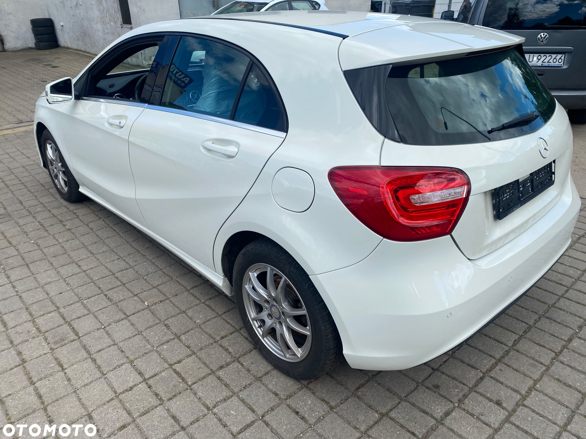Mercedes-Benz Klasa A 180 (BlueEFFICIENCY) Style - 4