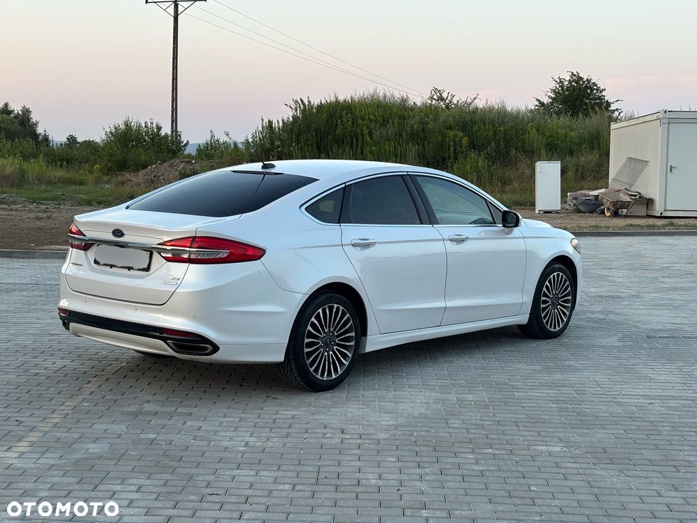 Ford Fusion 2.0 EcoBoost Titanium - 4