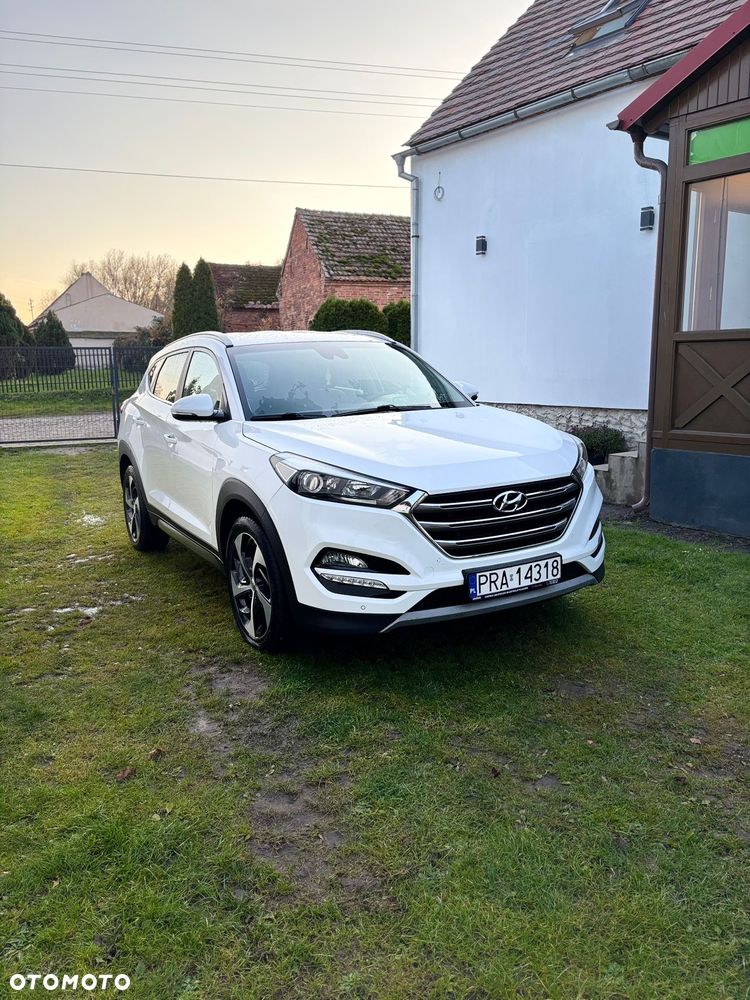 Hyundai Tucson - 2
