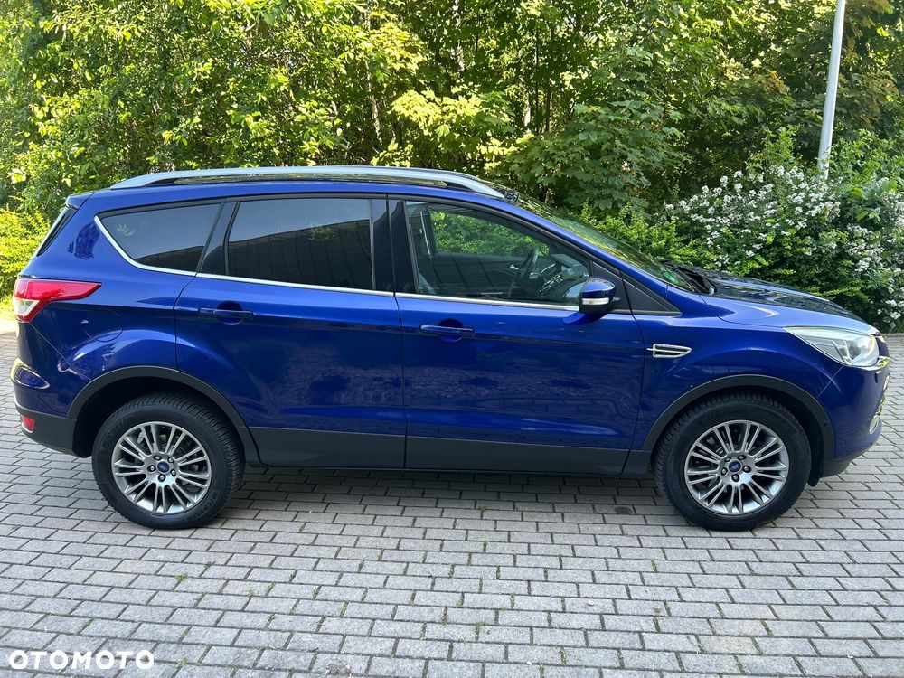 Ford Kuga 2.0 TDCi 2x4 Titanium - 7