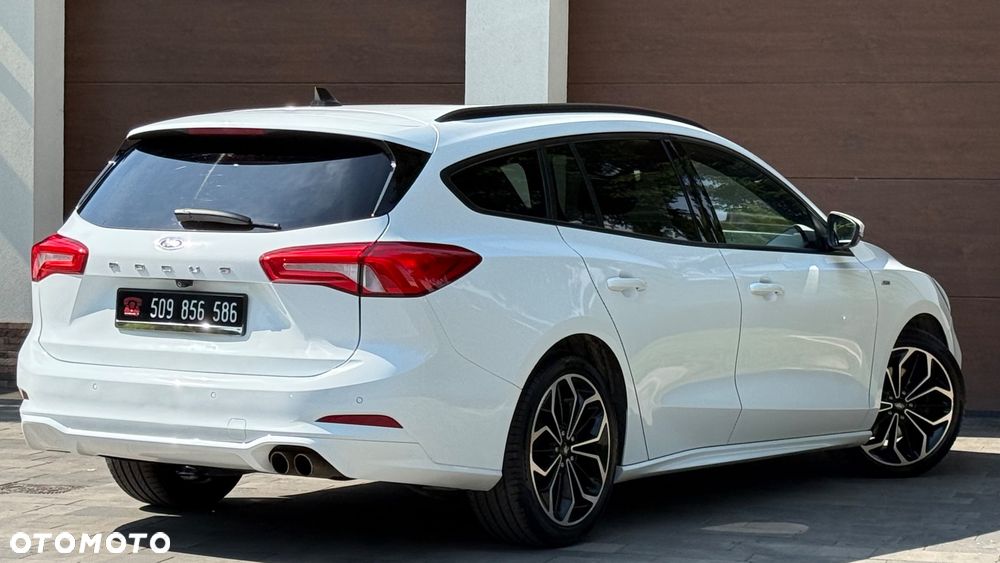 Ford Focus 1.5 EcoBlue Start-Stopp-System ST-LINE DESIGN - 4