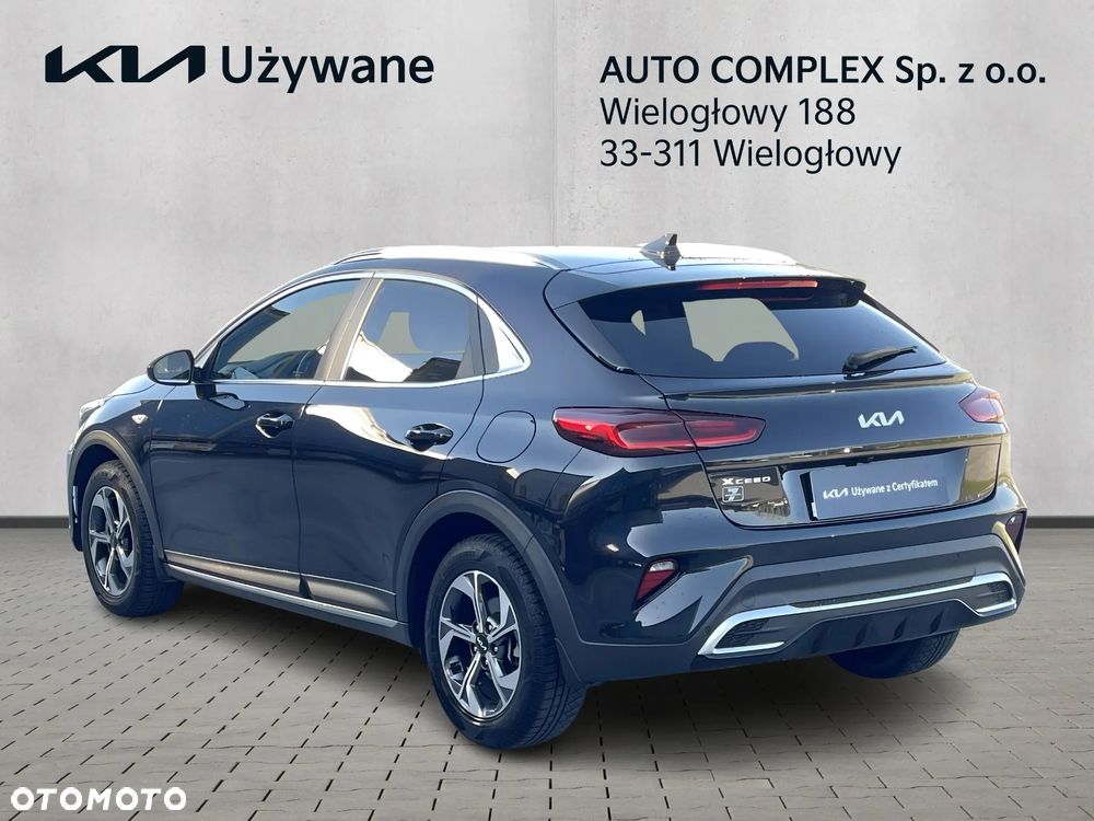 Kia XCeed 1.5 T-GDI M - 4