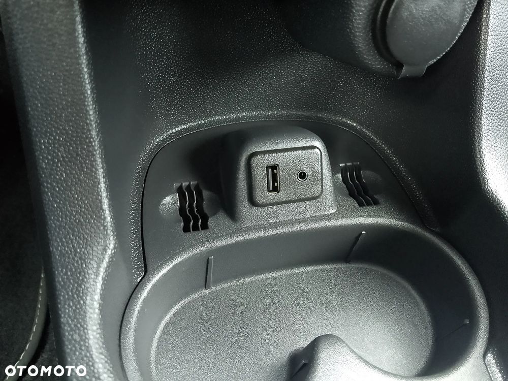 Opel Corsa 1.6 Turbo Color Race - 32