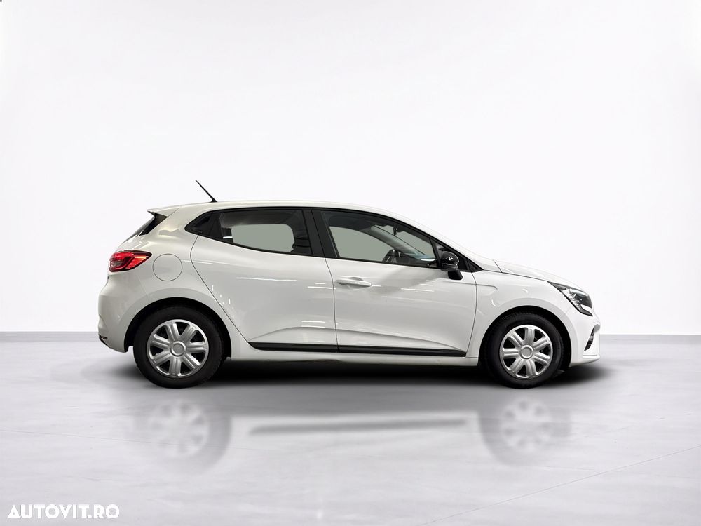 Renault Clio - 7