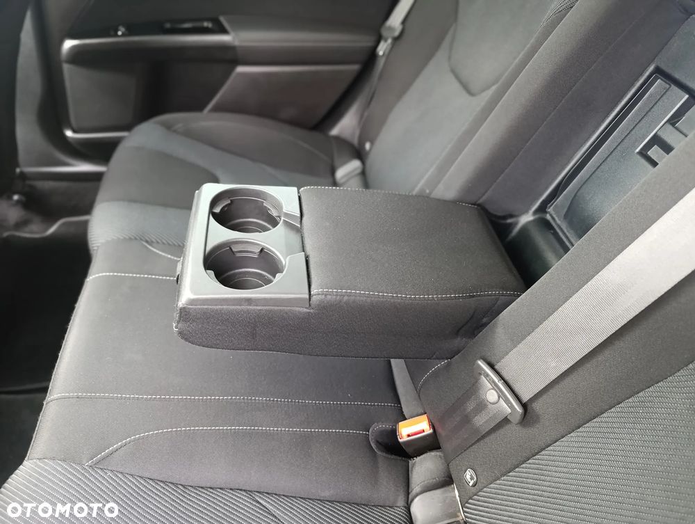 Ford Mondeo 2.0 EcoBlue Titanium - 25