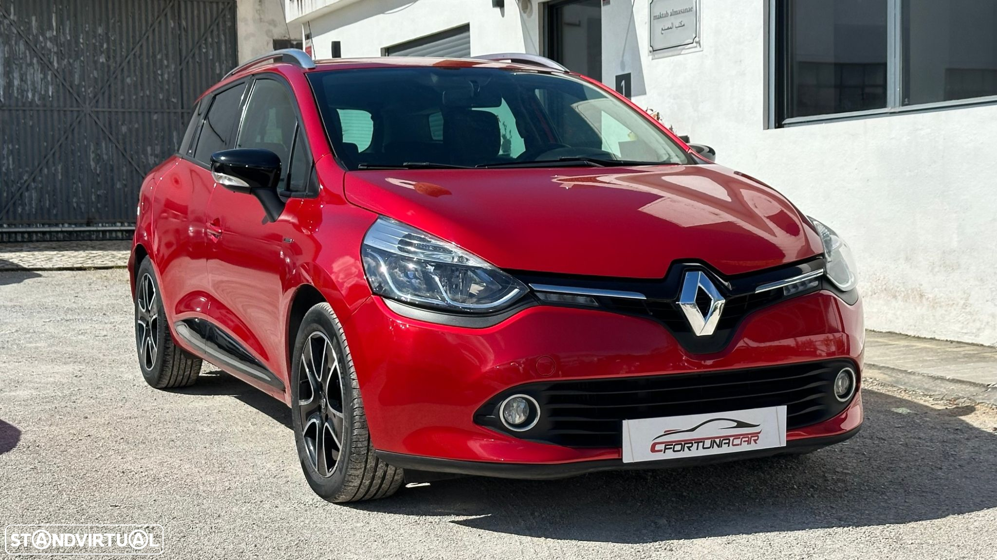 Renault Clio Sport Tourer 1.5 dCi Limited - 3