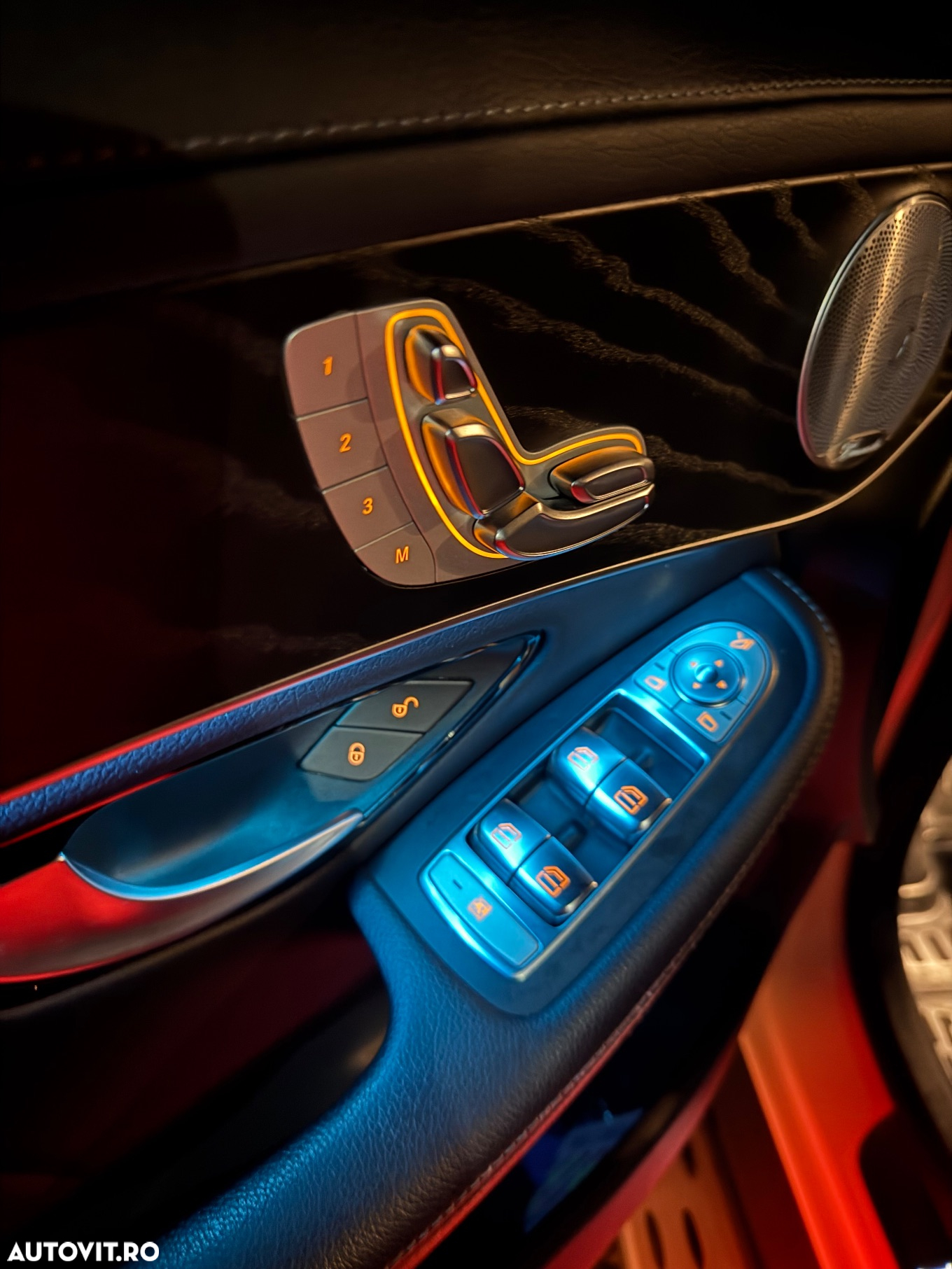 Mercedes-Benz GLC Coupe 250 d 4Matic 9G-TRONIC AMG Line - 24