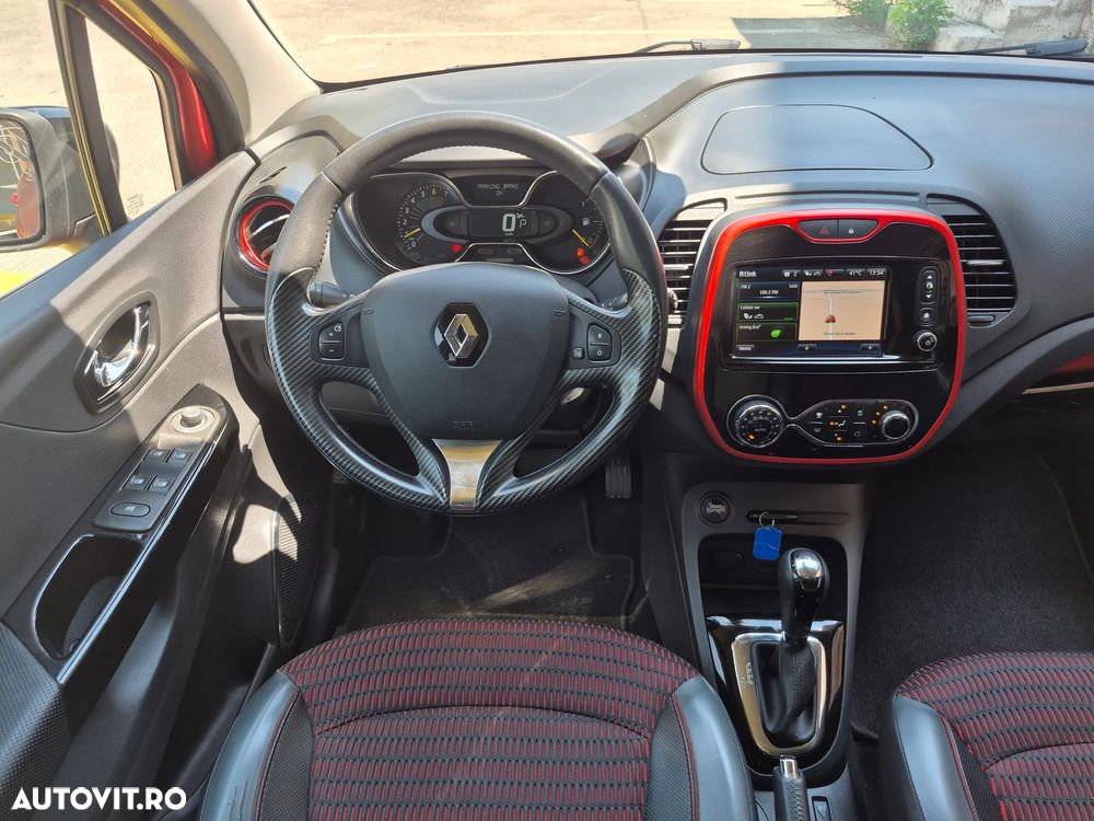 Renault Captur TCe 120 EDC Helly Hansen - 12