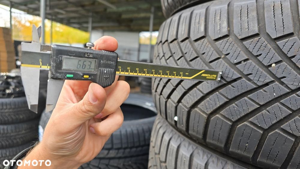 Opony zimowe Yokohama 235/55/R20 - 6