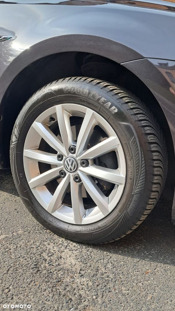 Volkswagen Golf - 13