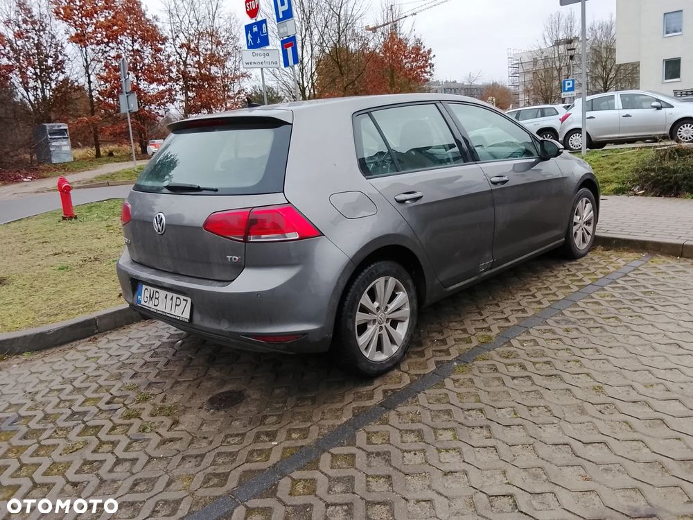 Volkswagen Golf 1.6 TDI Comfortline DSG - 5