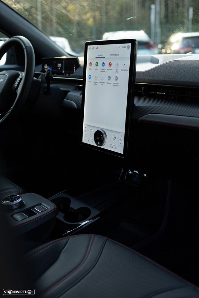 Ford Mustang Mach-E AWD PREMIUM - 11