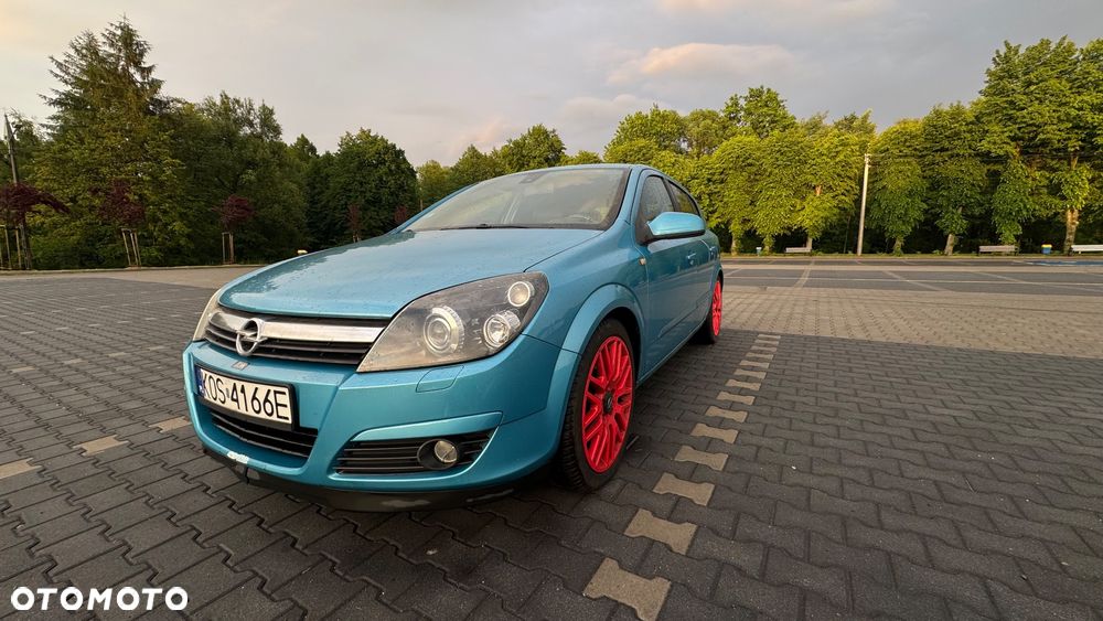 Opel Astra 2.0 Turbo Cosmo - 12