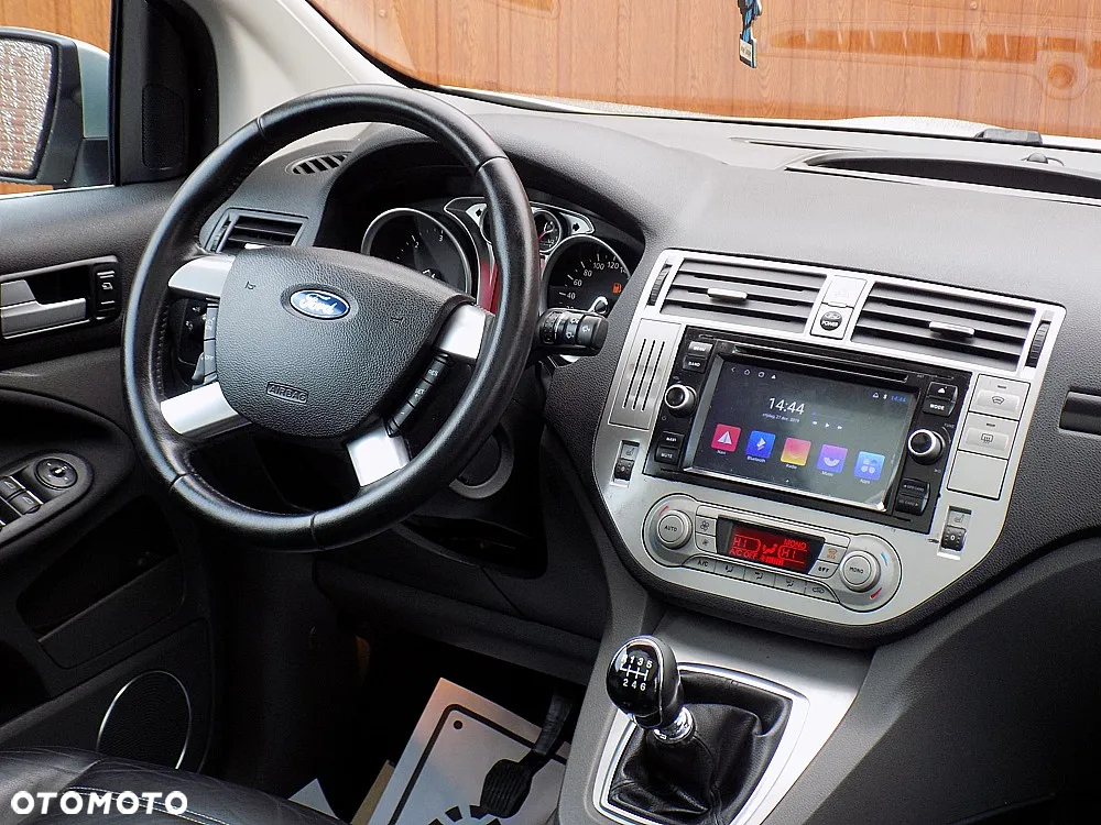 Ford Kuga 2.0 TDCi 2x4 Titanium - 18
