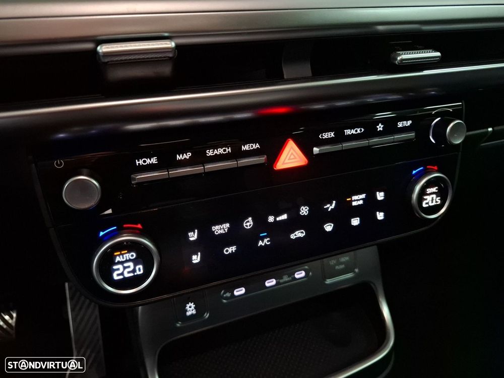 Hyundai Ioniq 9 110.3 kWh Calligraphy - 23
