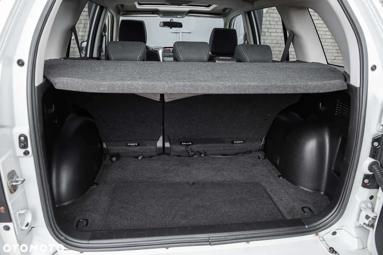 Suzuki Grand Vitara 2.0 De luxe - 27