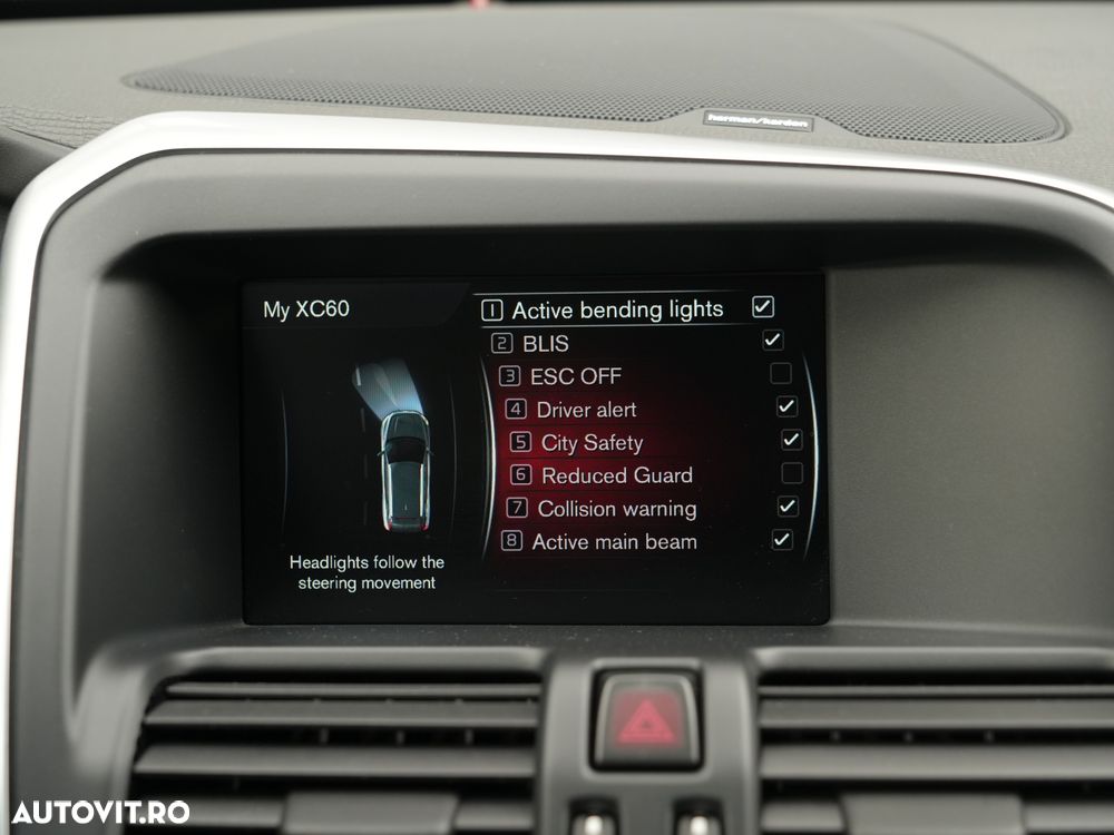 Volvo XC 60 D5 AWD Geartronic Summum - 33