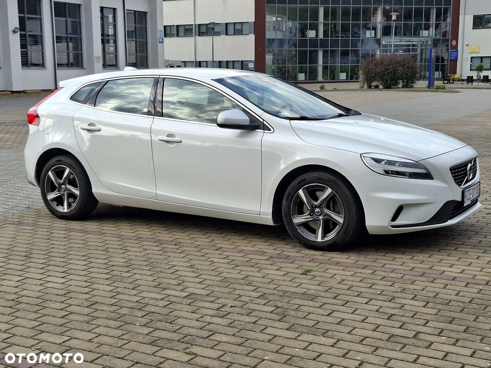 Volvo V40 D3 R-Design Momentum - 13