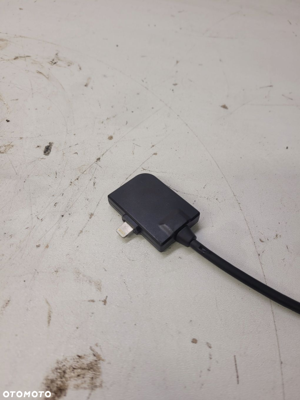 ORYGINALNY KABEL ADAPTER MMI AUDI 4F0051510AC - 2
