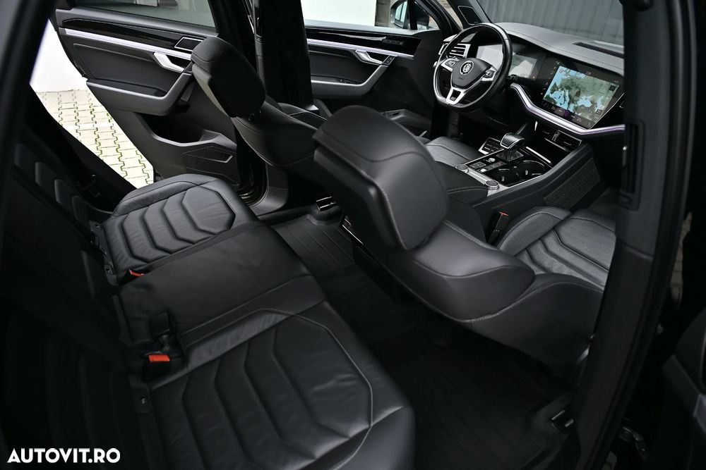 Volkswagen Touareg V6 TDI R-Style - 20