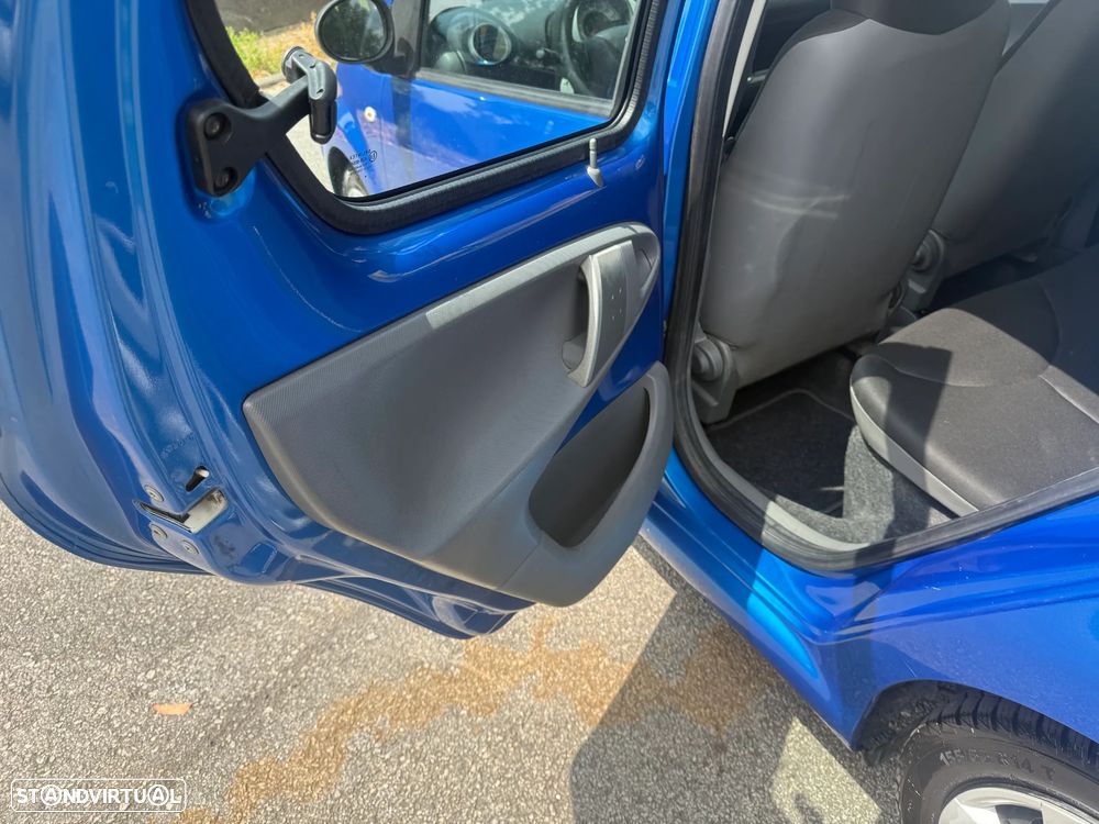 Toyota Aygo 1.0 Plus - 11