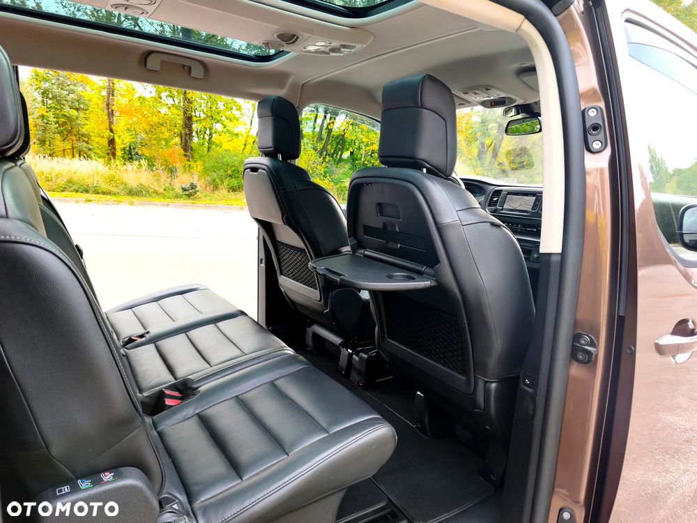 Peugeot Traveller 2.0 BlueHDi Long Business - 27