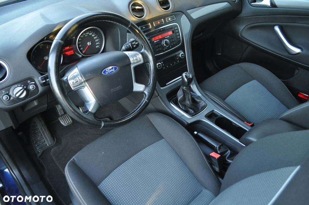 Ford Mondeo 2.0 Titanium - 11