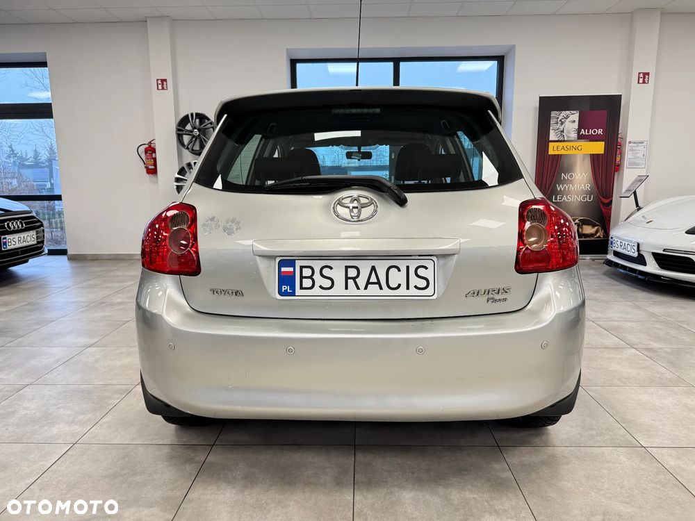 Toyota Auris 1.4 VVT-i Team - 19