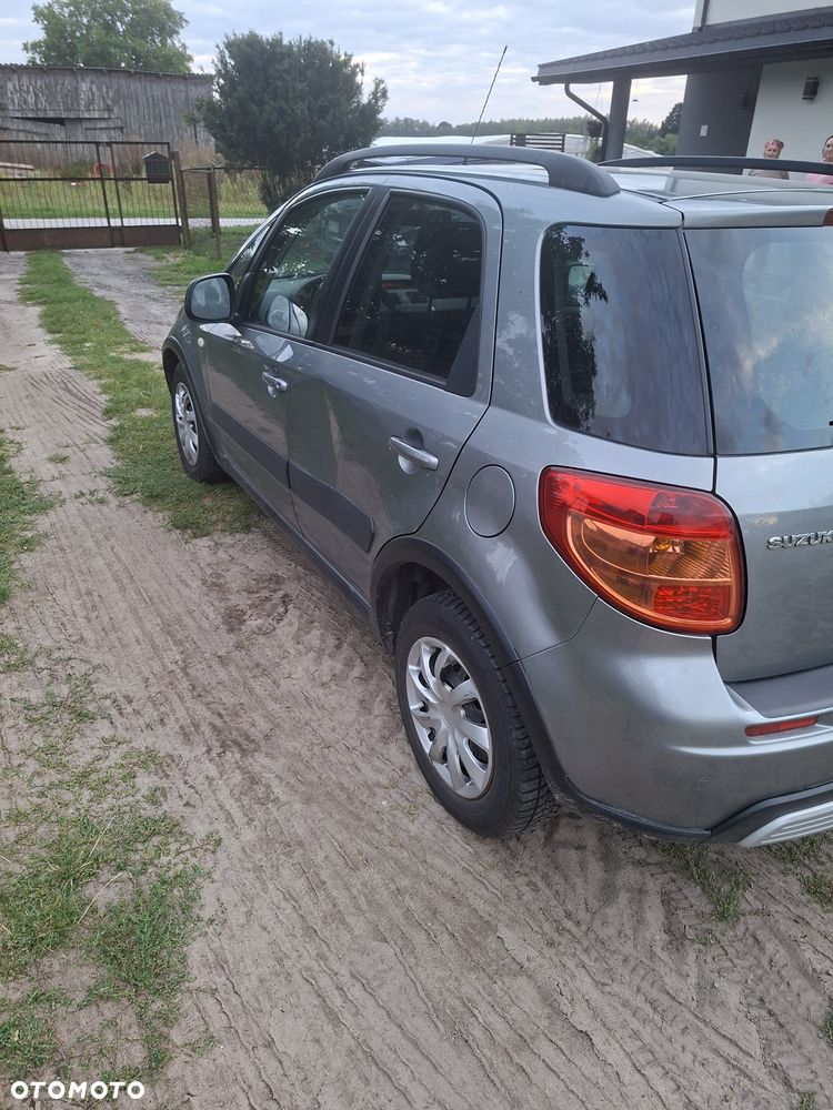 Suzuki SX4 - 3
