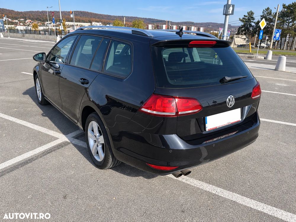 Volkswagen Golf 2.0 TDI (BlueMotion Technology) Comfortline - 4