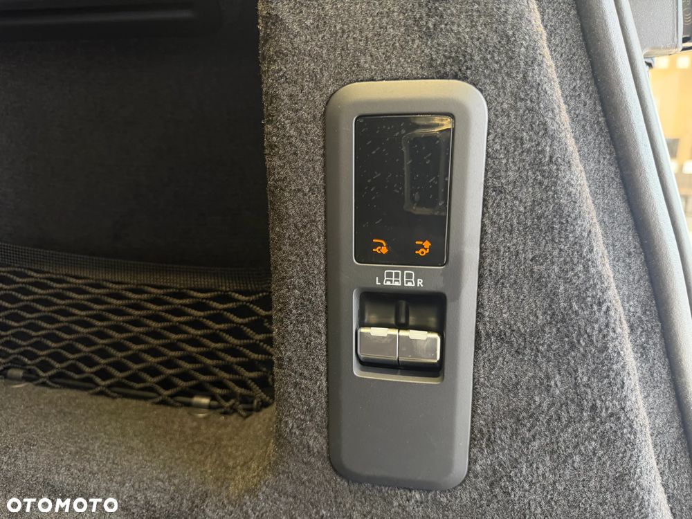 Land Rover Range Rover Sport - 31