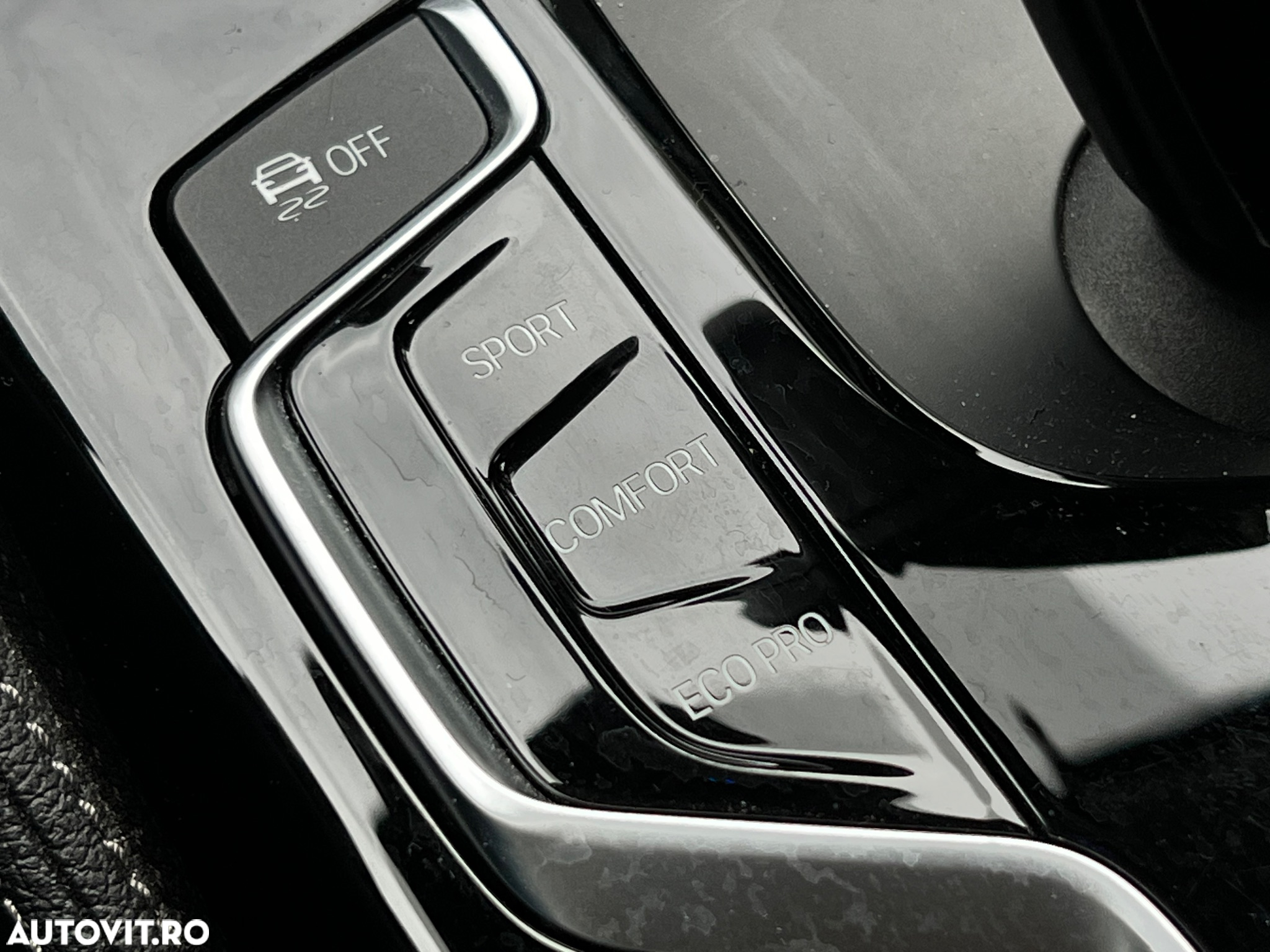 BMW Seria 5 520d xDrive AT - 22