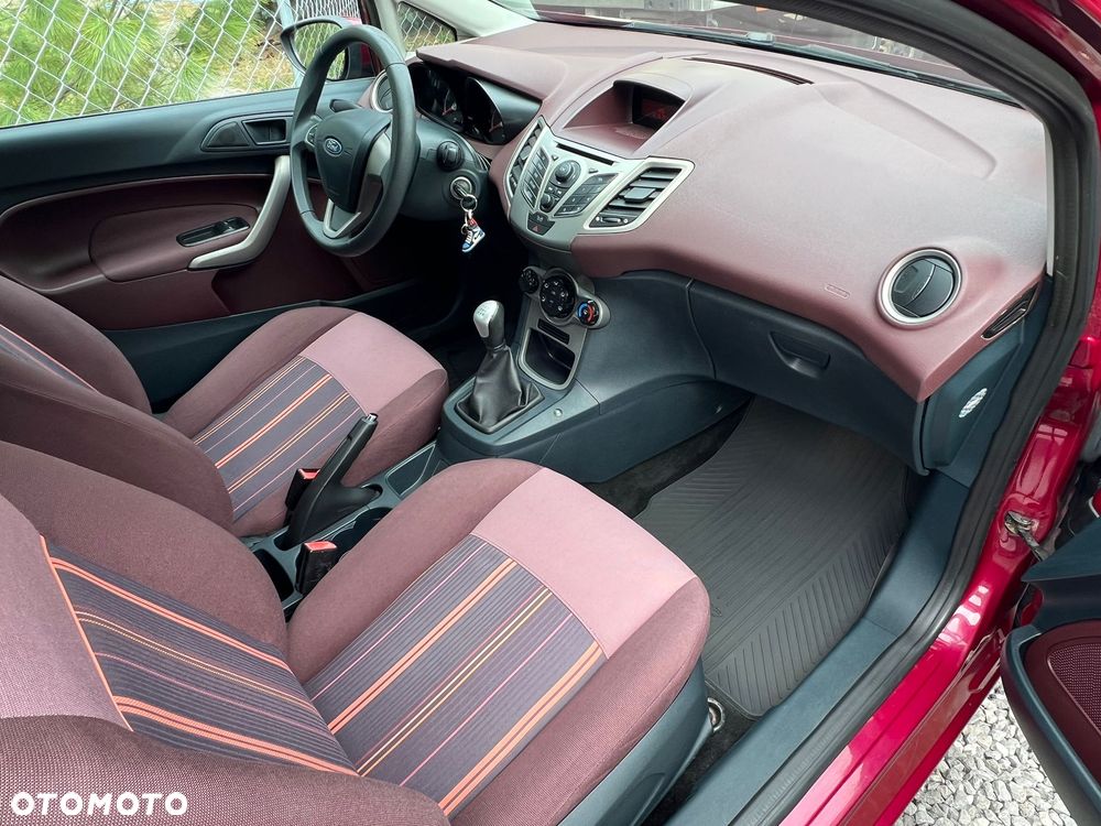 Ford Fiesta 1.25 Ambiente - 9