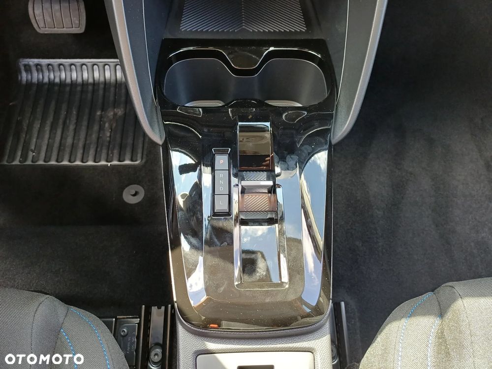 Citroën C3 1.2 PureTech Max EAT6 - 17