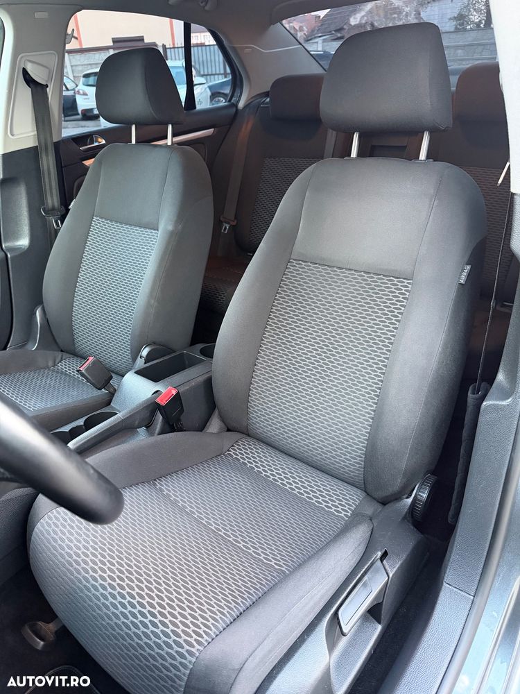 Volkswagen Jetta ver-1-6-dsg-comfortline - 13