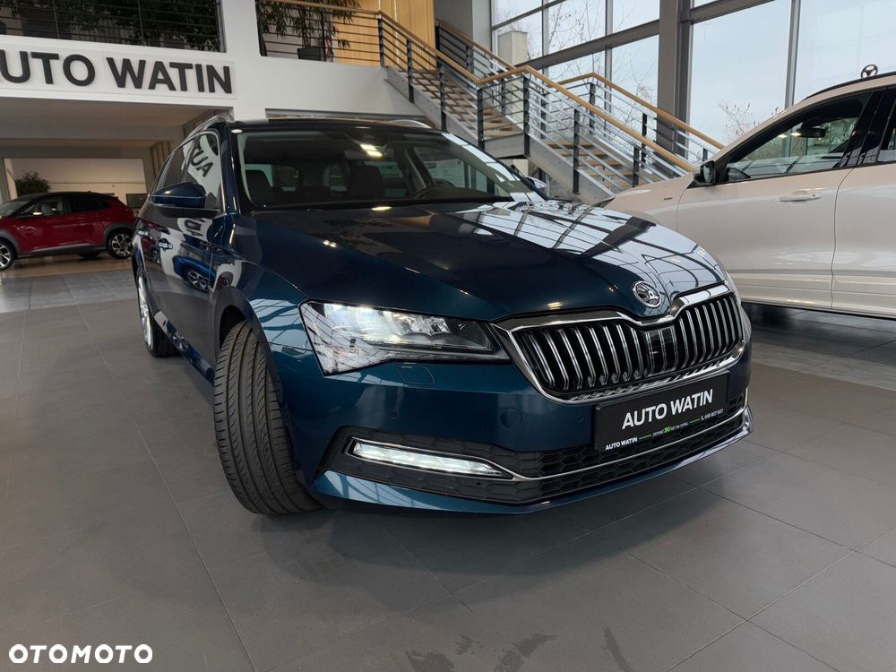 Skoda Superb 2.0 TDI SCR Style DSG - 5