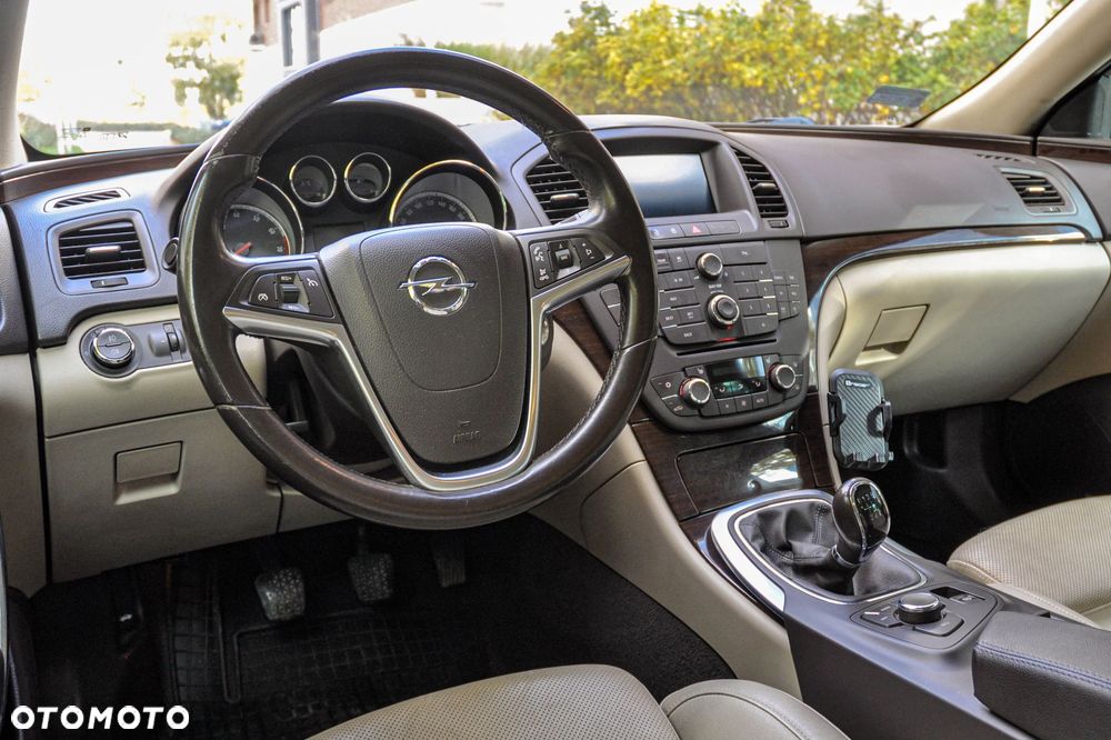Opel Insignia - 9