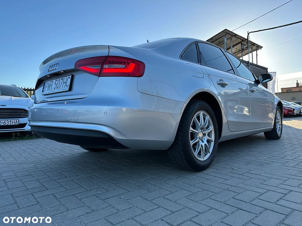 Audi A4 Limousine - 35