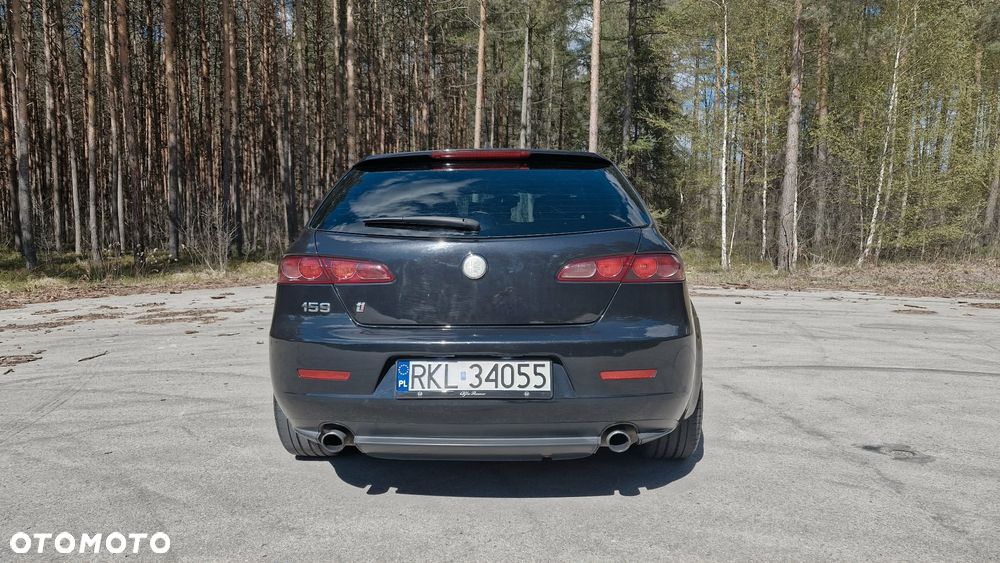 Alfa Romeo 159 2.4JTDM ti - 8