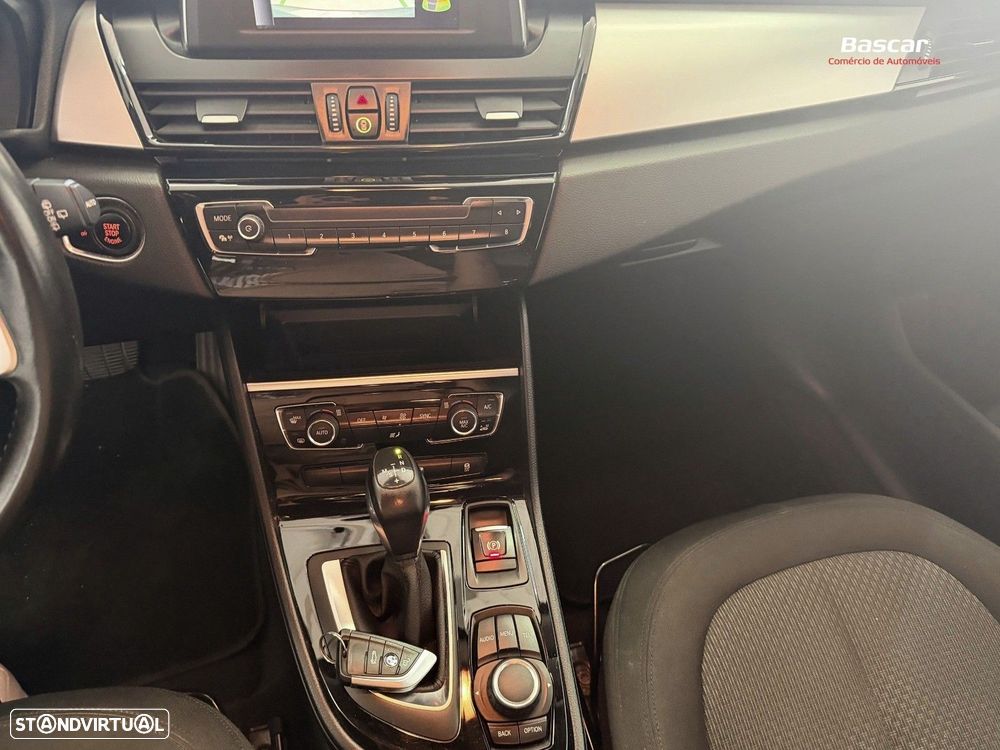 BMW 218 Active Tourer d Line Luxury Auto - 21