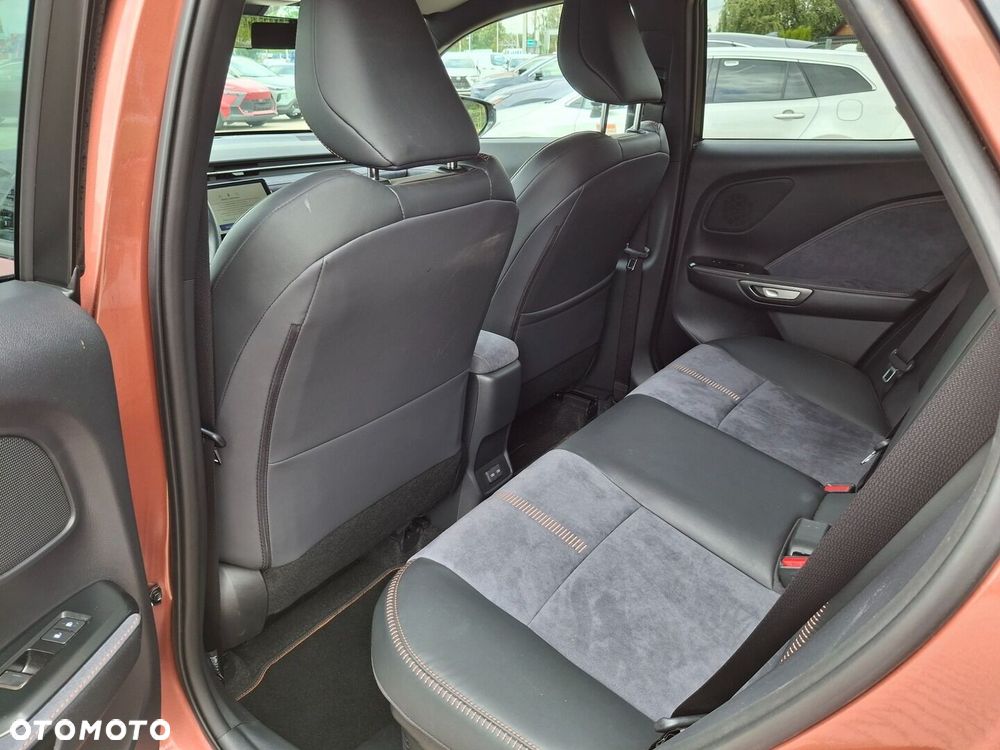 Lexus LBX 1.5 Hybrid Cool - 9