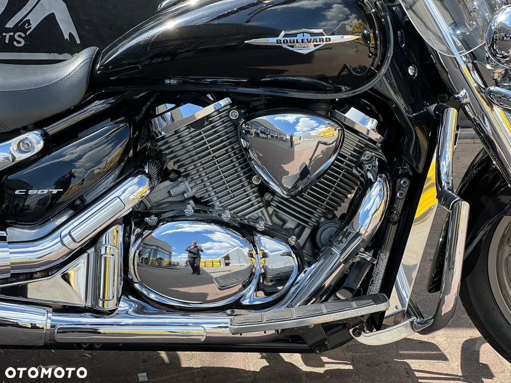Suzuki Boulevard - 8