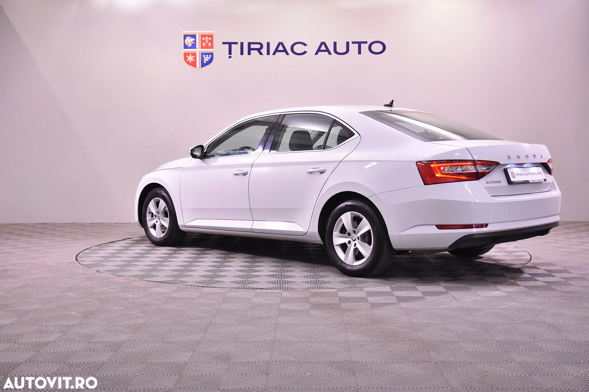 Skoda Superb - 3