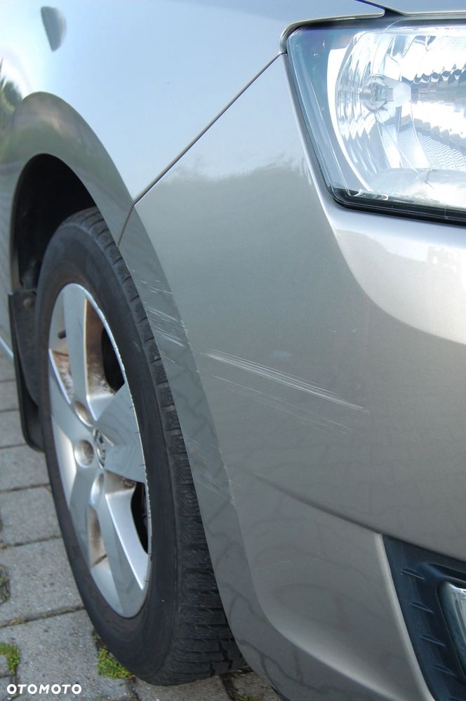 Skoda RAPID 1.2 TSI Ambition - 13