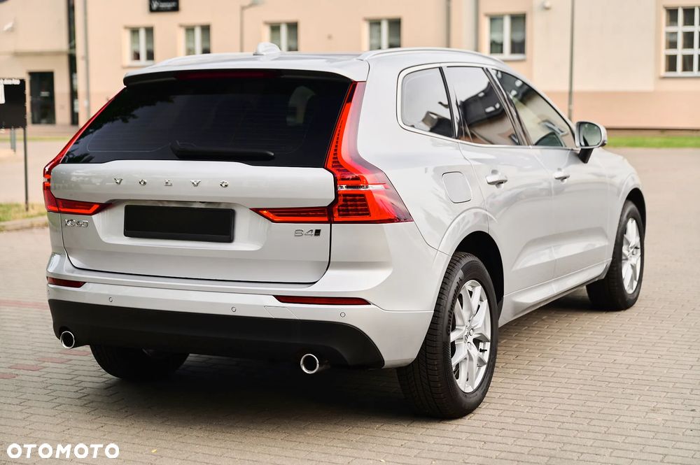 Volvo XC 60 B4 D AWD Momentum Pro - 10