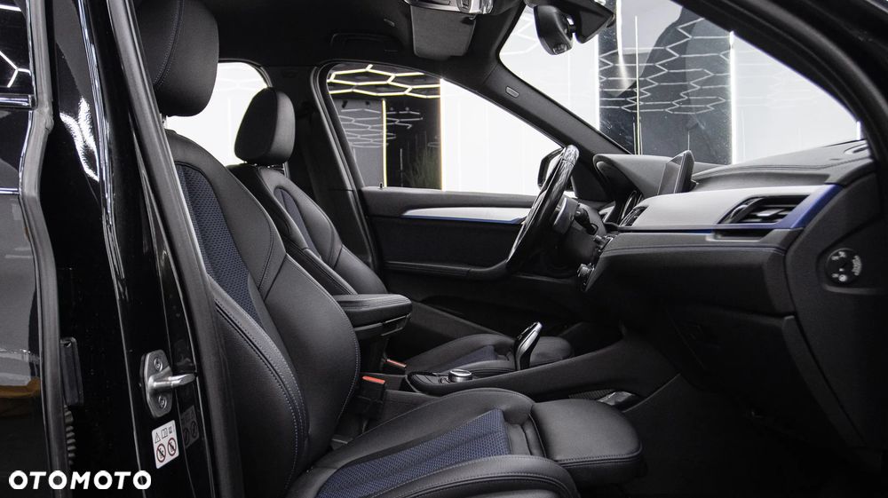 BMW X1 xDrive20i M Sport - 19