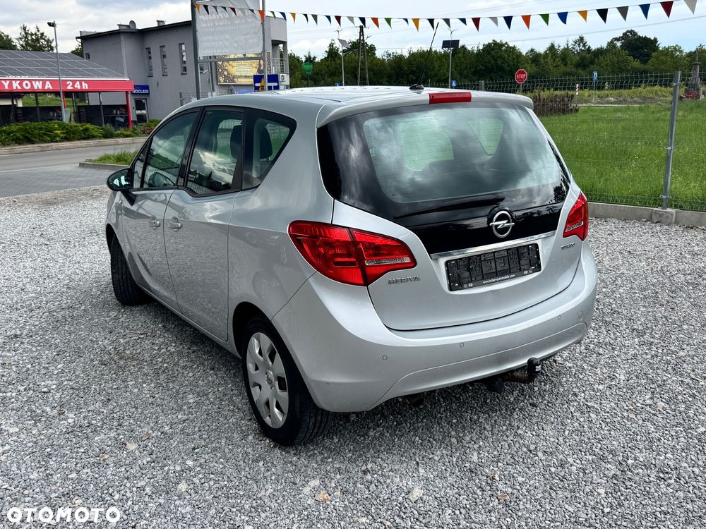 Opel Meriva - 12