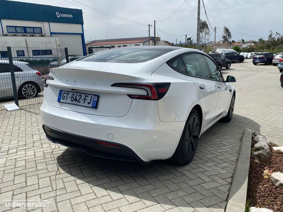 Tesla Model 3 Long Range Tração Traseira - 3