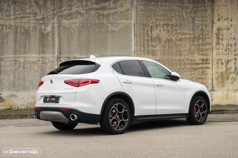Alfa Romeo Stelvio 2.2 D Super AT8 Q4 - 5