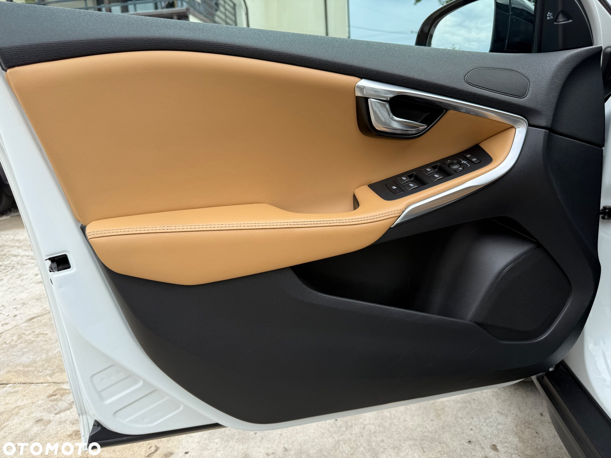 Volvo V40 Cross Country D3 Drive-E Summum - 13